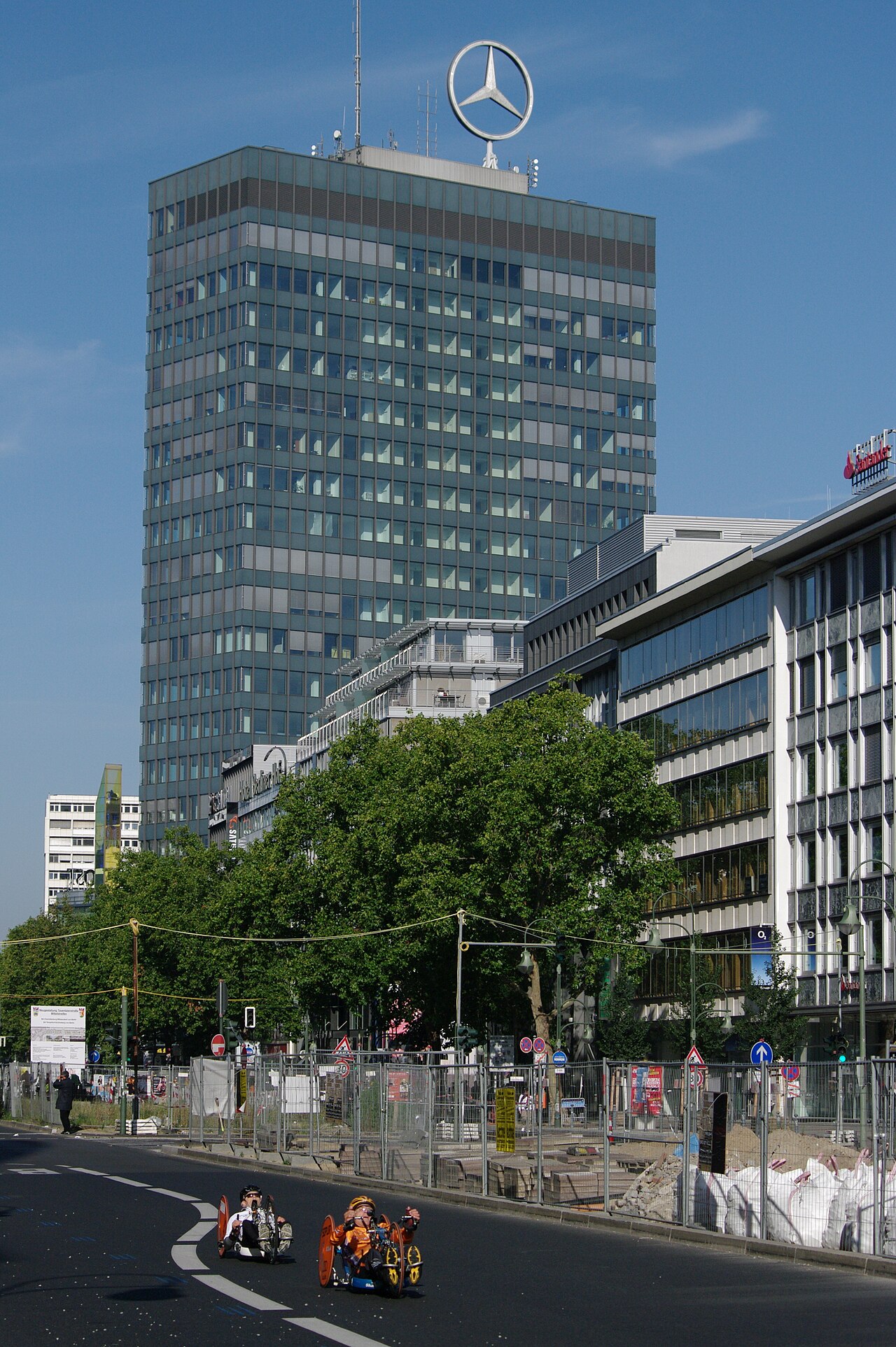 三分线的经济学:一次规则改动如何重新定义何为值得的出手